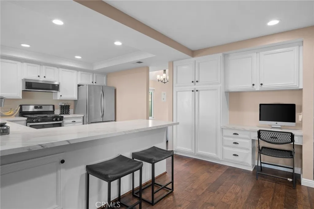 8587 Yarrow Lane, Riverside, California 92508 home-pic-12